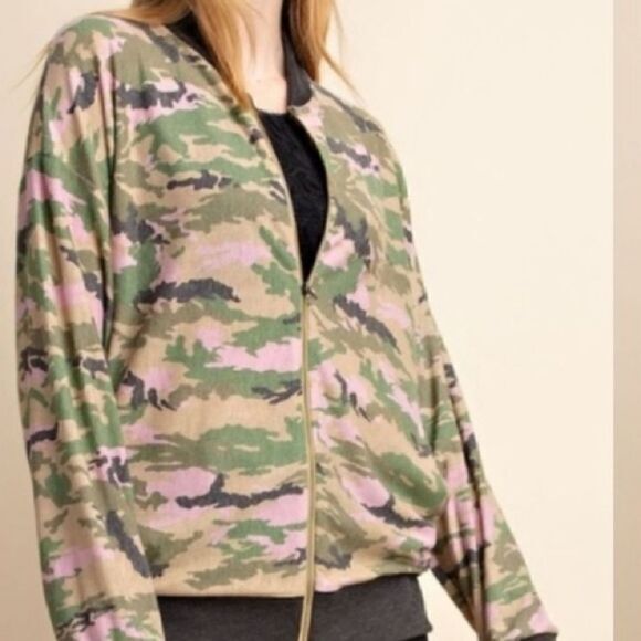‎Soft Lightweight Camo Bomber Jacket - Picture 5 of 16